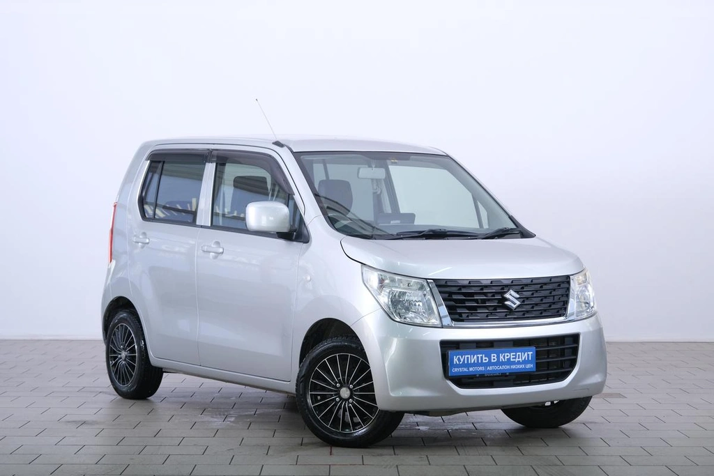 Хетчбэк Suzuki Wagon R 2015 года, 619000 рублей, Омск