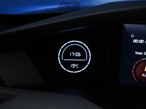 Лифтбек Changan UNI-V 2023 года, 2267444 рублей, Москва