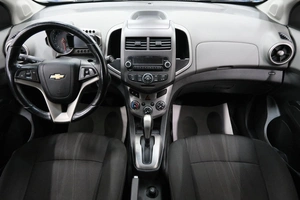 Седан Chevrolet Aveo 2012 года, 699000 рублей, Омск