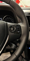 Внедорожник Toyota RAV4 2016 года, 2557000 рублей, Красноярск