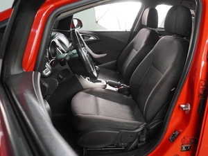 Хетчбэк Opel Astra 2010 года, 699000 рублей, Воронеж