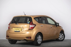 Хетчбэк Nissan Note 2018 года, 1129000 рублей, Томск