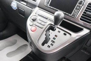 Минивэн Toyota Wish 2004 года, 849000 рублей, Красноярск