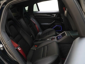 Лифтбек Porsche Panamera 4 2019 года, 6777077 рублей, Москва