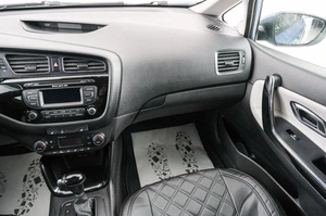 Хетчбэк Kia Ceed 2012 года, 1199000 рублей, Красноярск