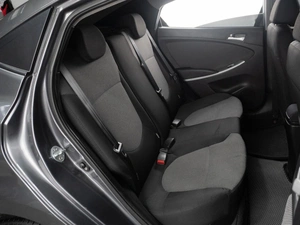 Седан Hyundai Solaris 2013 года, 1020000 рублей, Тюмень