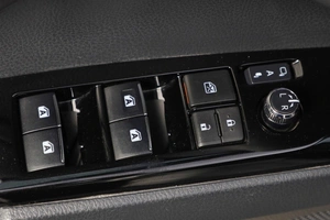 Седан Toyota Camry 2018 года, 3249000 рублей, Новосибирск