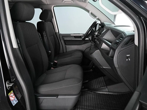 Минивэн Volkswagen Caravelle 2017 года, 4579000 рублей, Аксай