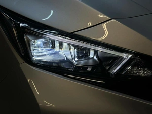 Хетчбэк Nissan Leaf 2019 года, 1897000 рублей, Красноярск