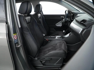 Внедорожник Audi Q3 2019 года, 2949050 рублей, Москва