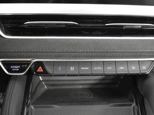 Внедорожник Geely Monjaro 2024 года, 3650100 рублей, Казань