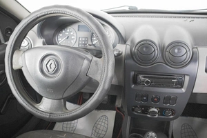 Хетчбэк Renault Sandero 2011 года, 499000 рублей, Кемерово