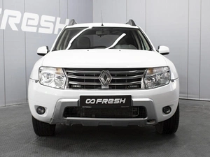 Внедорожник Renault Duster 2014 года, 850000 рублей, Омск