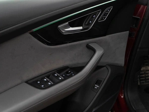 Внедорожник Audi Q8 2020 года, 5994444 рублей, Москва