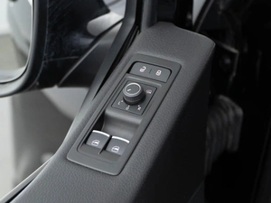 Минивэн Volkswagen Multivan 2019 года, 5250050 рублей, Москва