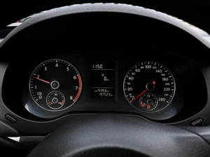 Седан Volkswagen Jetta 2011 года, 899000 рублей, Волгоград