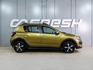 Хетчбэк Renault Sandero Stepway 2016 года, 1134000 рублей, Воронеж