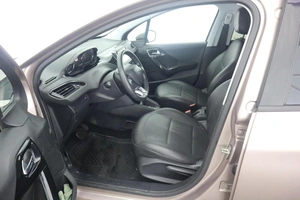 Хэтчбек Peugeot 208 2013 года, 795000 рублей, Орёл