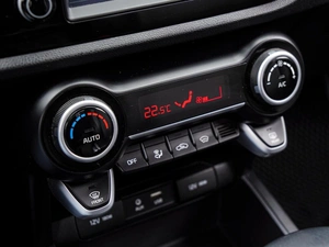 Седан Kia Rio 2020 года, 1650000 рублей, Волгоград