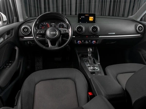 Хетчбэк Audi A3 2016 года, 1599000 рублей, Тюмень