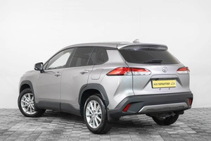 Внедорожник Toyota Corolla Cross 2024 года, 2949000 рублей, Кемерово