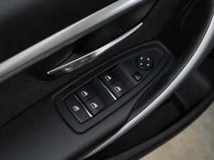 Седан BMW 3 серия 2018 года, 2657077 рублей, Москва