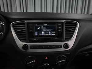 Седан Hyundai Solaris 2018 года, 1014000 рублей, Ставрополь