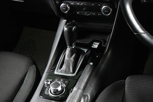 Седан Mazda Axela 2018 года, 1649000 рублей, Сургут