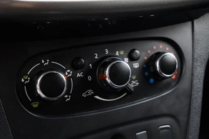 Хетчбэк Renault Sandero Stepway 2015 года, 649000 рублей, Ульяновск