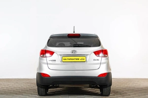 Внедорожник Hyundai ix35 2011 года, 1099000 рублей, Тюмень