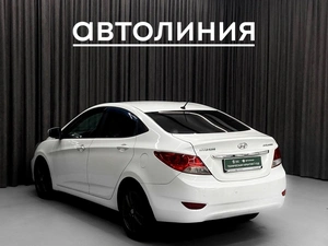 Седан Hyundai Solaris 2011 года, 669000 рублей, Красноярск