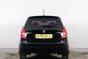 Хетчбэк Skoda Fabia 2013 года, 649000 рублей, Красноярск