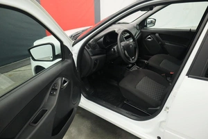 Седан ВАЗ (LADA) Granta 2024 года, 885000 рублей, Курск