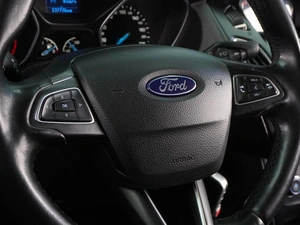 Седан Ford Focus 2016 года, 1039000 рублей, Воронеж