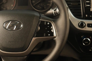 Седан Hyundai Solaris 2017 года, 1129000 рублей, Челябинск