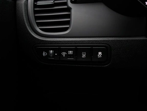 Хетчбэк Kia Rio X-Line 2020 года, 1770000 рублей, Большой Сочи