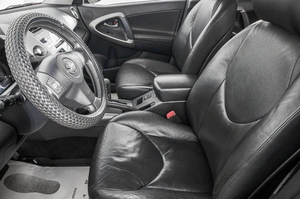 Внедорожник Toyota RAV4 2007 года, 1329000 рублей, Барнаул
