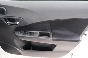 Хетчбэк Subaru Trezia 2011 года, 859000 рублей, Красноярск