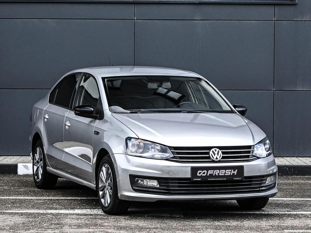 Седан Volkswagen Polo 2018 года, 1269000 рублей, Кирилловка