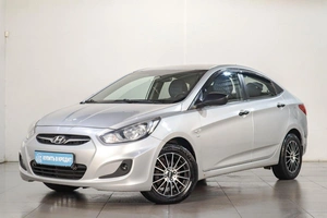 Седан Hyundai Solaris 2014 года, 969000 рублей, Челябинск