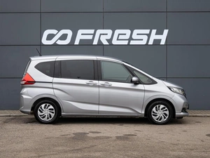 Минивэн Honda Freed 2020 года, 1995000 рублей, Краснодар