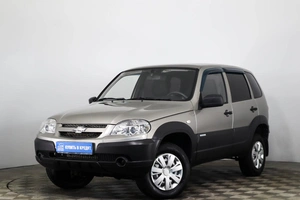 Внедорожник Chevrolet Niva 2015 года, 849000 рублей, Пермь