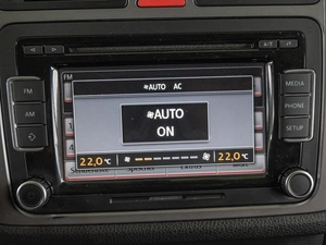 Внедорожник Volkswagen Tiguan 2011 года, 1181000 рублей, Краснодар