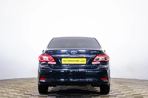 Седан Toyota Corolla 2011 года, 899000 рублей, Пермь