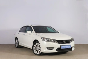 Седан Honda Accord 2013 года, 1849000 рублей, Новосибирск