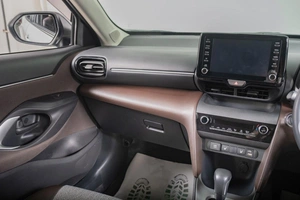 Внедорожник Toyota Yaris Cross 2021 года, 2249000 рублей, Томск