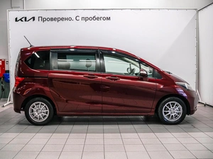 Минивэн Honda Freed 2009 года, 870000 рублей, Красноярск