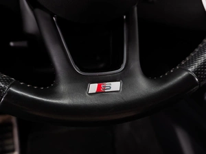 Седан Audi A4 2018 года, 2520000 рублей, Тюмень