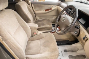 Седан Toyota Corolla 2001 года, 589000 рублей, Барнаул