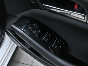 Хетчбэк Mazda 3 2019 года, 1770000 рублей, Красноярск